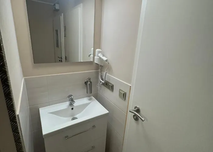 Hotel Suite-pauli